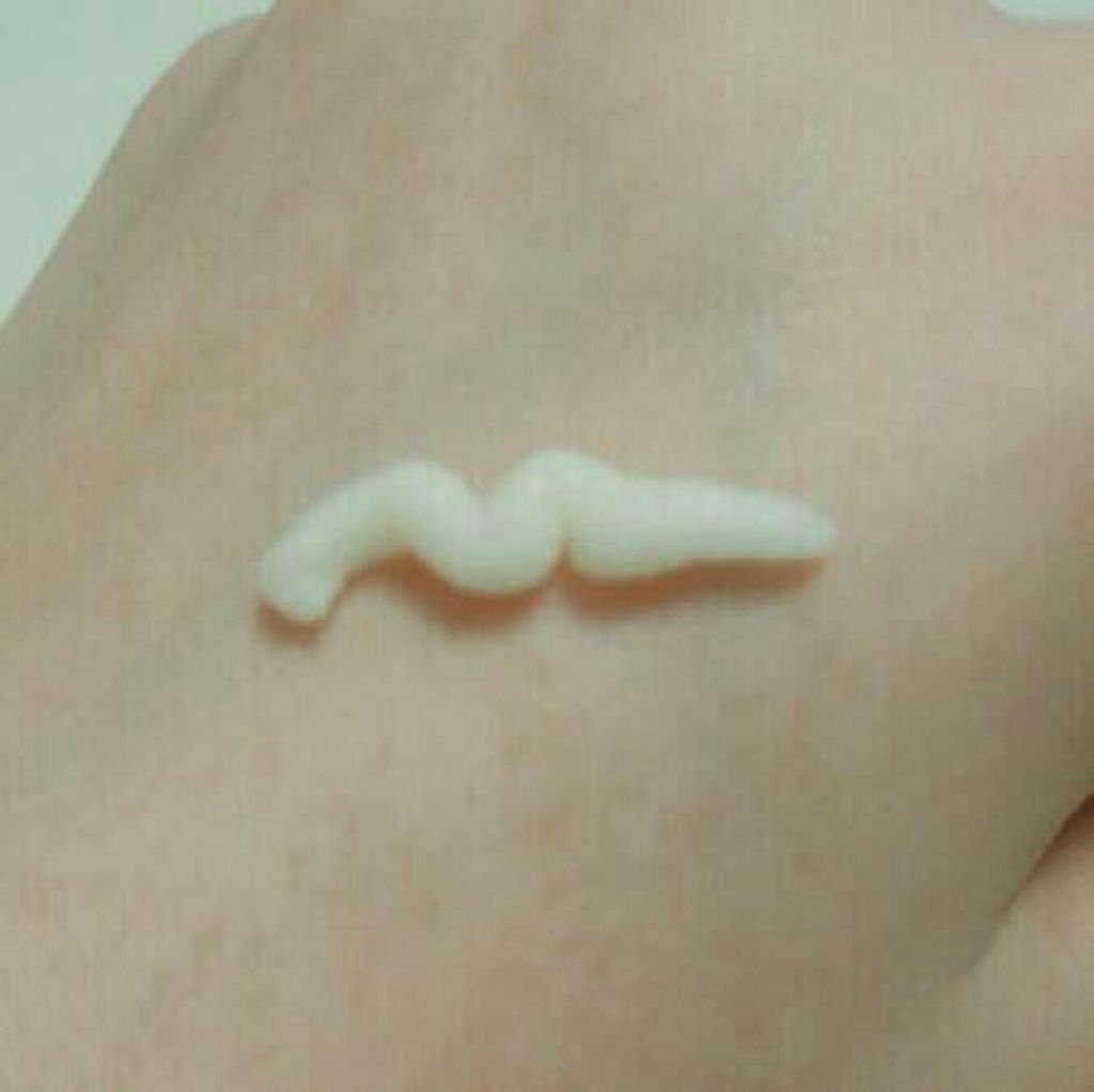 マジックフード バナナ ハンドミルク/TONYMOLY/ハンドクリームを使ったクチコミ（2枚目）