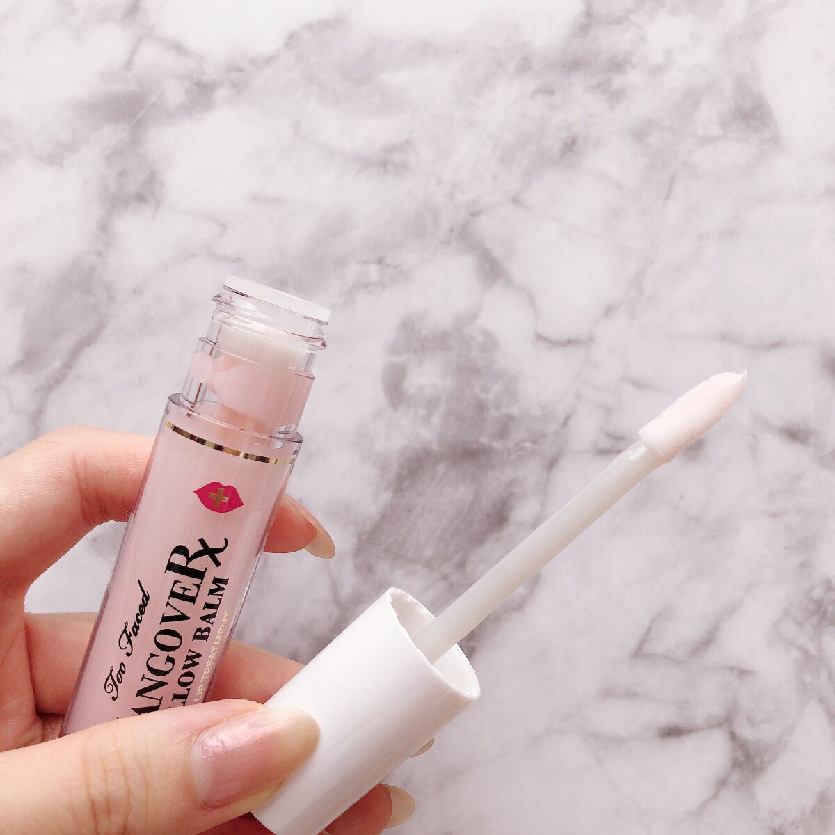 ~トゥー フェイスド ハングオーバー~ ピロー バーム リップ トリートメント/Too Faced/リップ美容液を使ったクチコミ(2枚目)