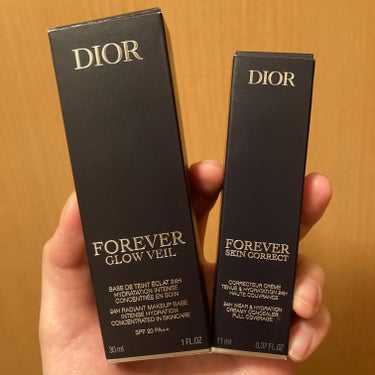 Dior
ディオールスキン フォーエヴァー グロウ ヴェール

艶の出る下地が欲しくて購入
ナチュラルなトーンアップとほんのり艶
保湿感があり伸びの良い下地で🙆‍♀️
カバー力よりは素肌の底上げをしてく