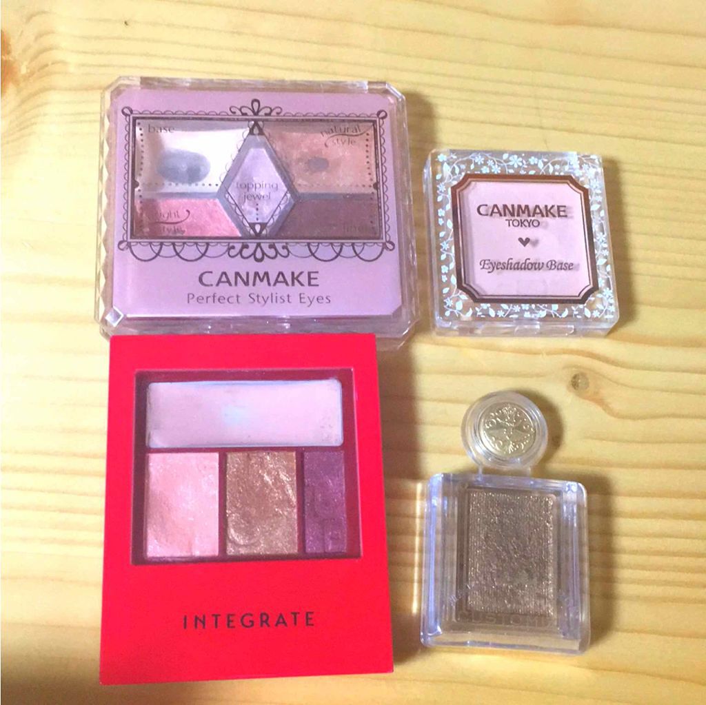 シャドーカスタマイズ/MAJOLICA MAJORCA/単色アイシャドウを使ったクチコミ（1枚目）