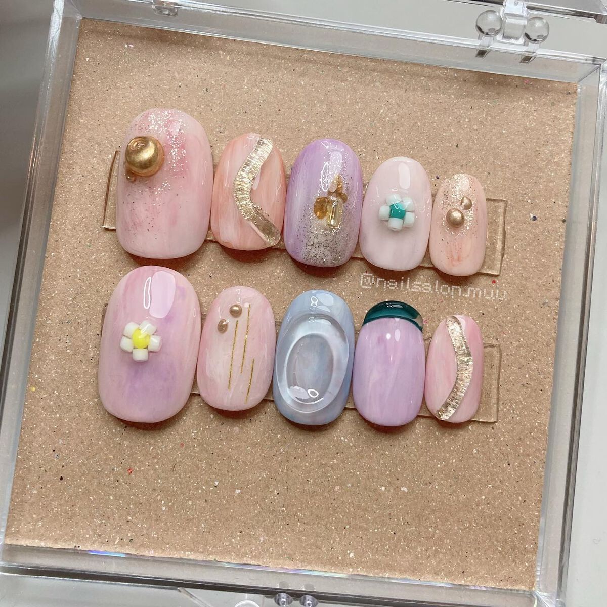 #うねうねネイル,#ぷっくりネイル,#パステルネイル,#もやもやネイル,#カラフルネイル,#ポップネイル,#凹凸ネイルのネイルデザイン