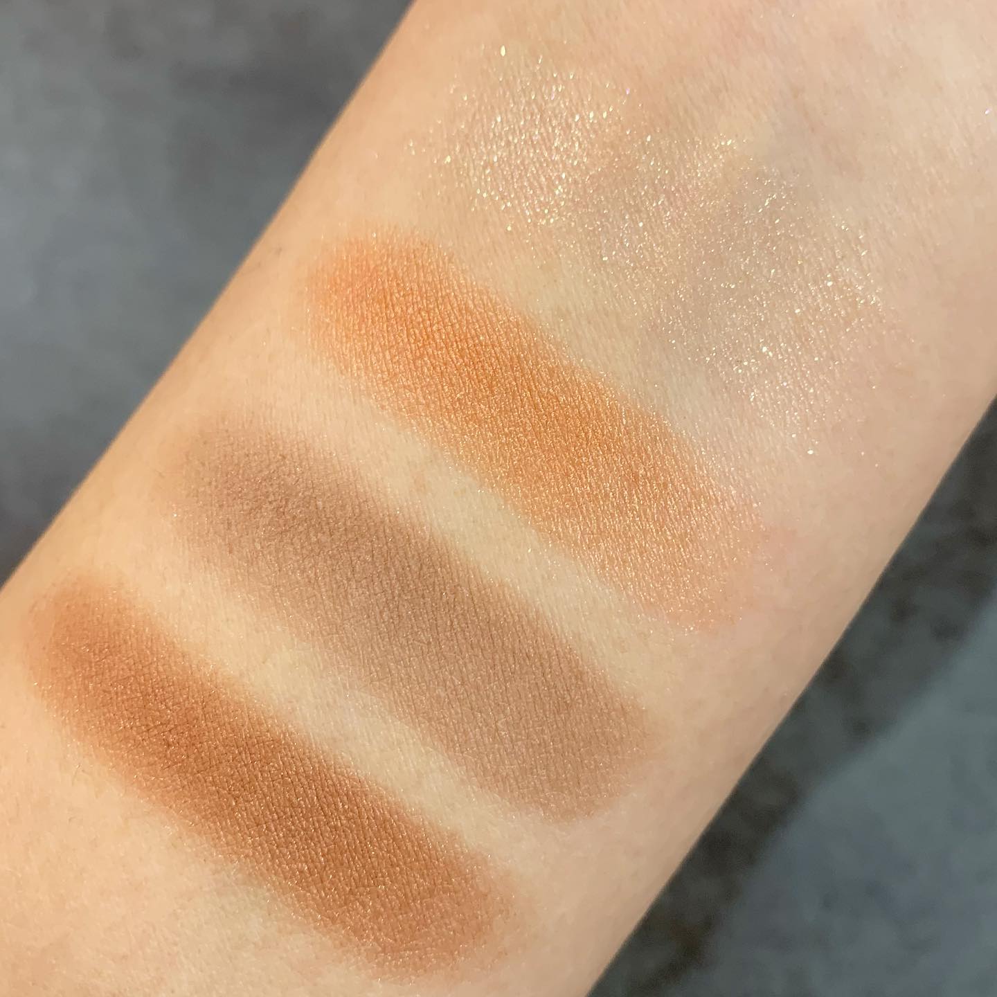 シグニチャー カラー アイズ/SUQQU/アイシャドウパレットを使ったクチコミ（3枚目）