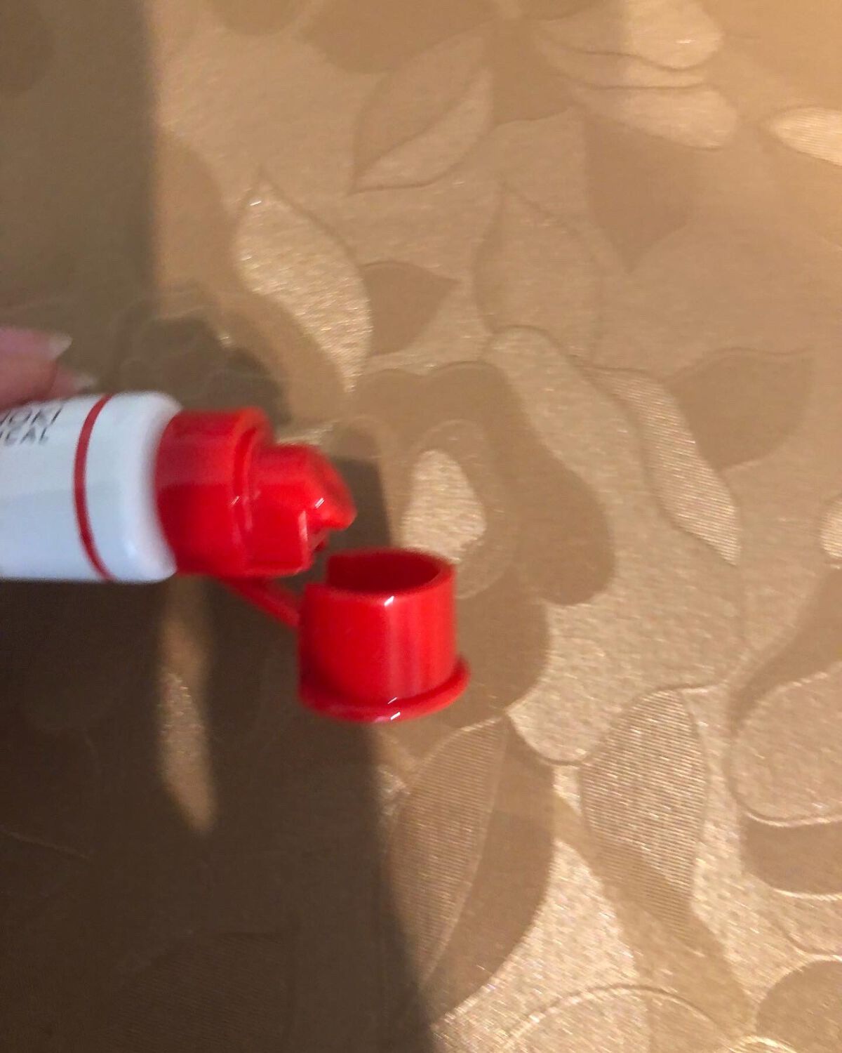 supreme_blush_4w1 on LIPS 「「HyBLipモイストリップ」(薬用リップオイルジェル)お試し..」(4枚目)