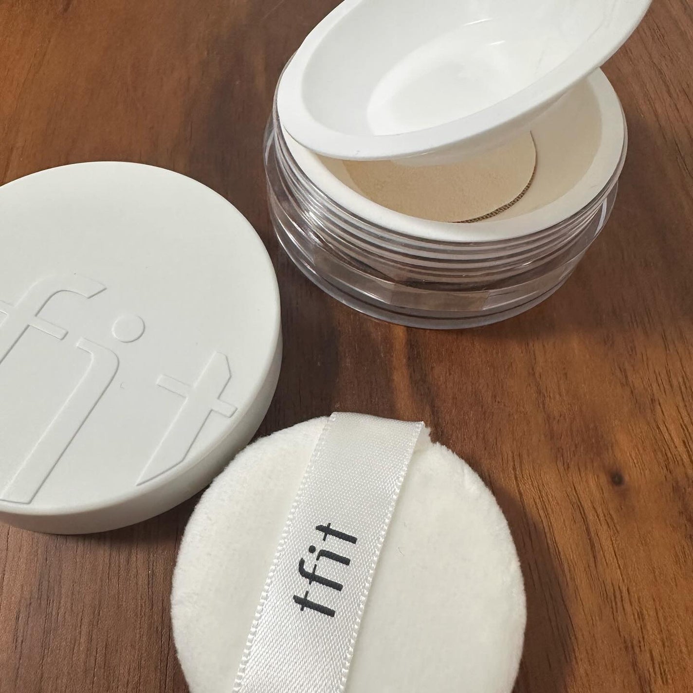 トランスルーセントセットフィニッシングパウダー/TFIT/ルースパウダーを使ったクチコミ(5枚目)