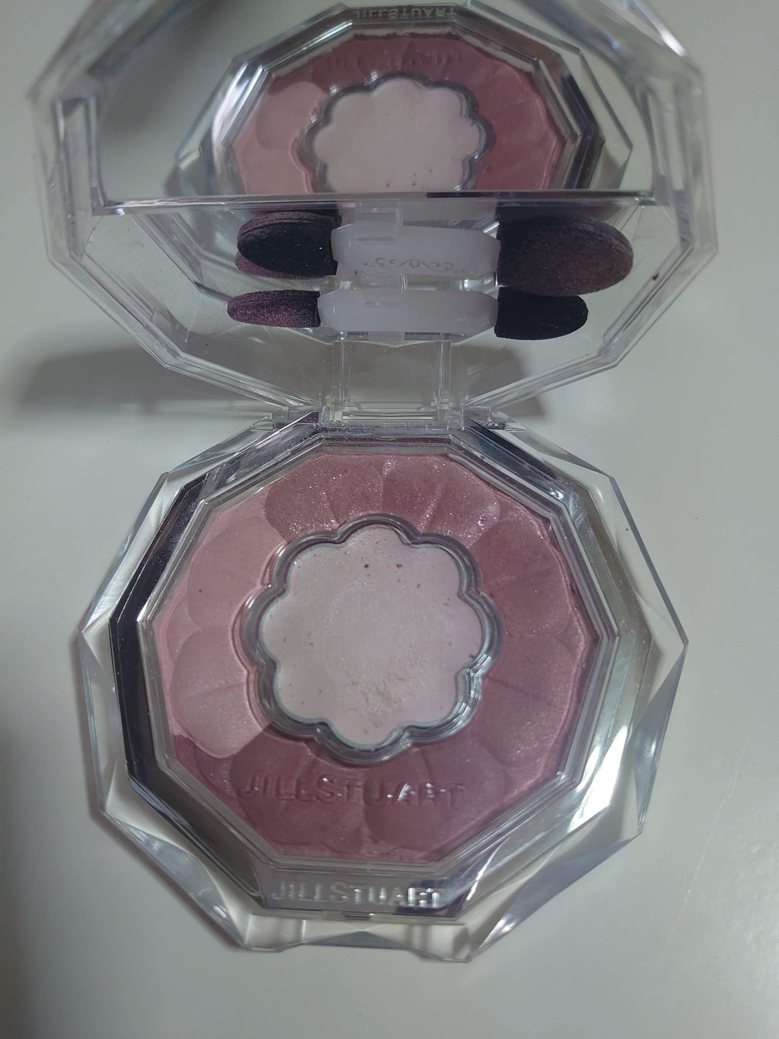 ジルスチュアート ブルームクチュール アイズ 19 calm petunia/JILL STUART/アイシャドウパレットを使ったクチコミ（1枚目）