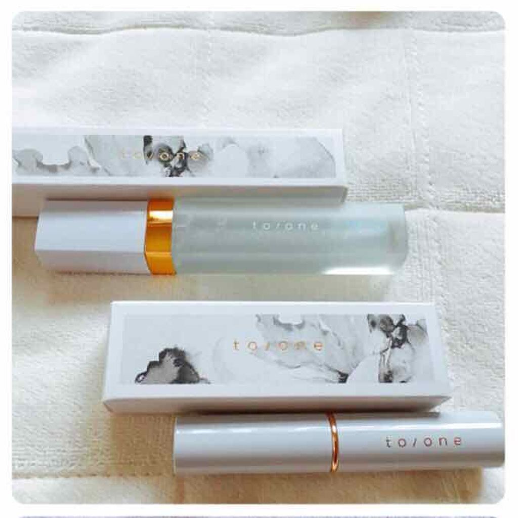 トーン ペタル エッセンス グロス/to/one/リップグロスを使ったクチコミ（1枚目）