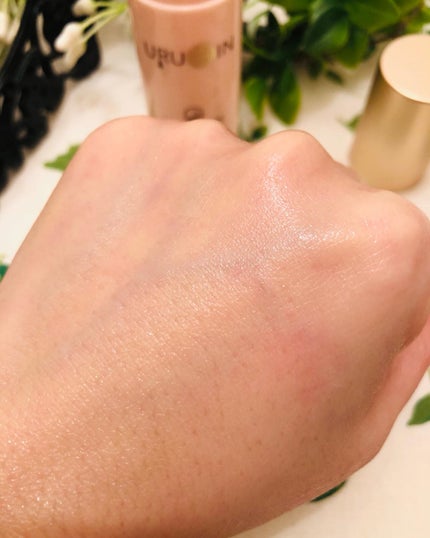 pinkumiria on LIPS 「ウルオインセラム美容液を使ってみました。蓋の部分がゴールドで可..」(6枚目)