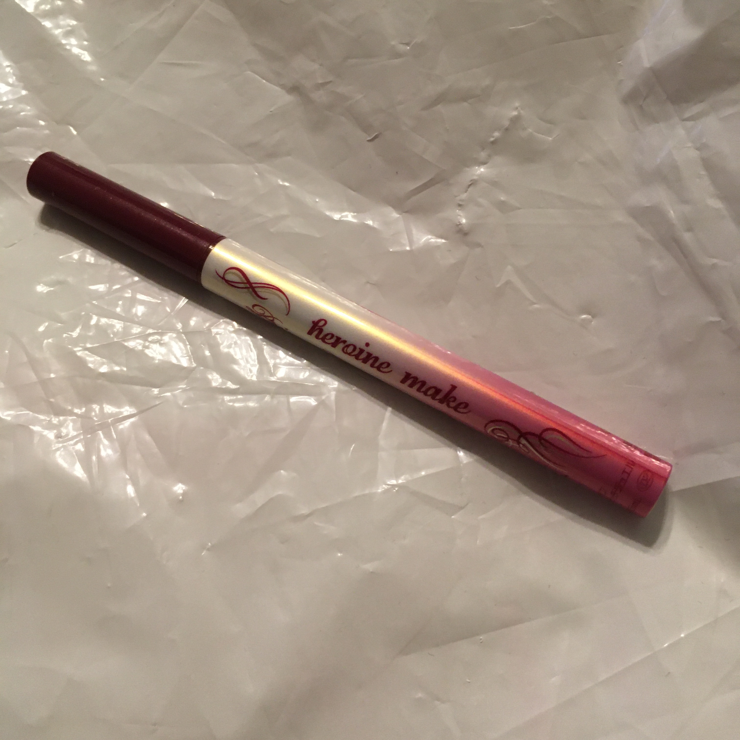 プライムリキッドアイライナー リッチカラー  50 ボルドーレッド/ヒロインメイク/リキッドアイライナーを使ったクチコミ（1枚目）