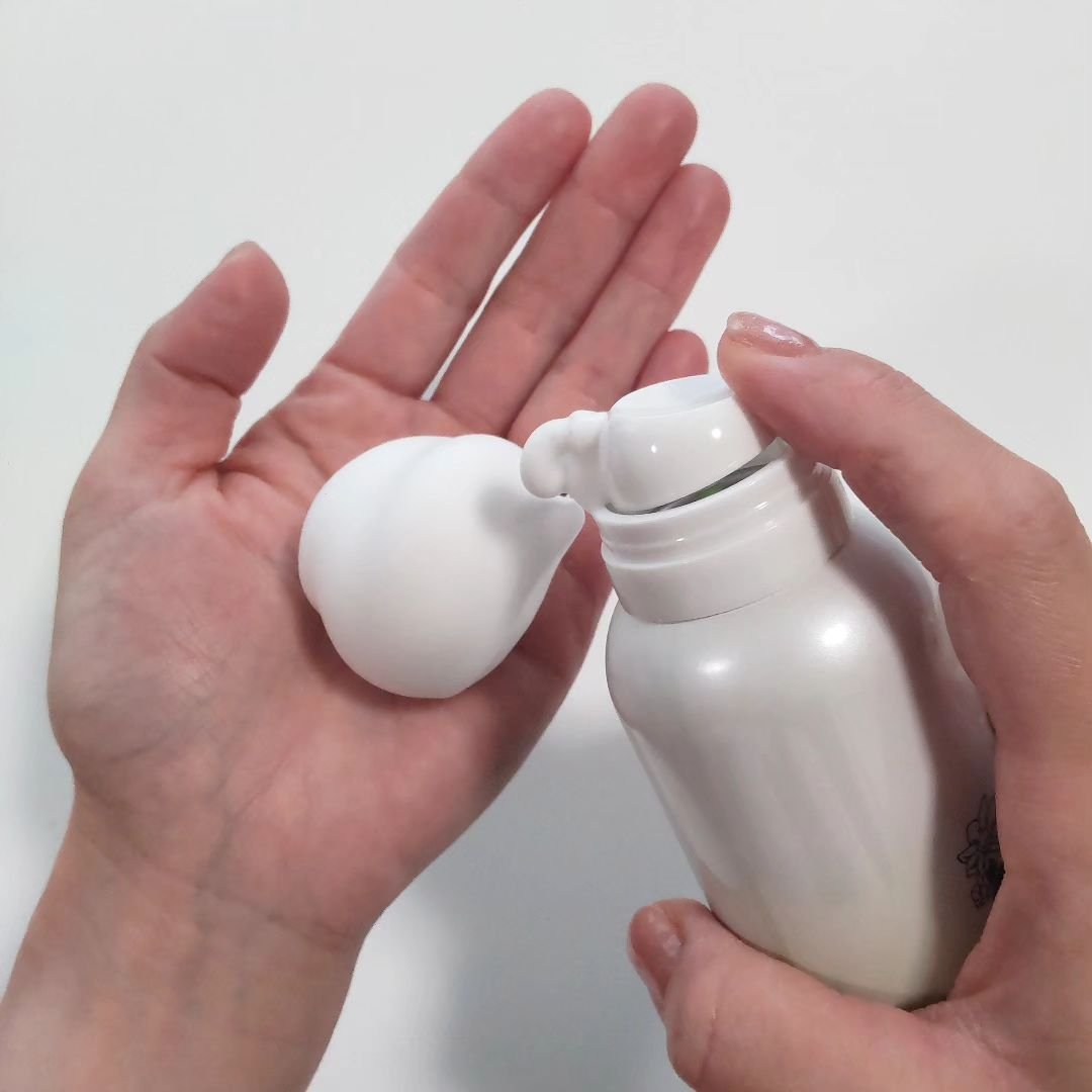 炭酸モイストスパシャンプー/HERBANIENCE/市販シャンプーを使ったクチコミ（2枚目）