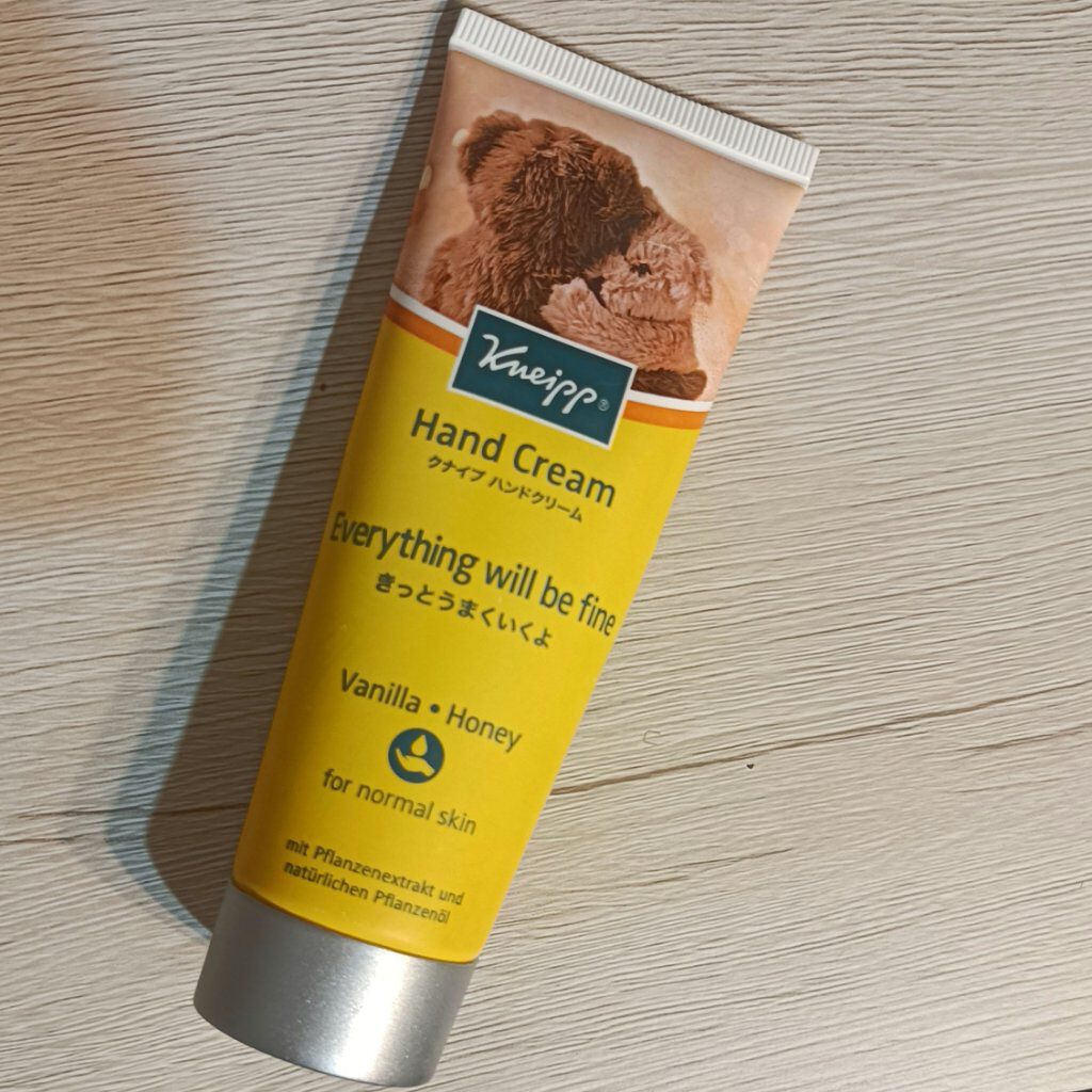 ハンドクリーム バニラ＆ハニーの香り 75ml/クナイプ/ハンドクリームを使ったクチコミ（2枚目）