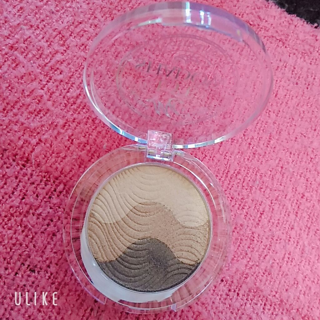 MC3色アイシャドウ2/3COINS/アイシャドウパレットを使ったクチコミ(2枚目)