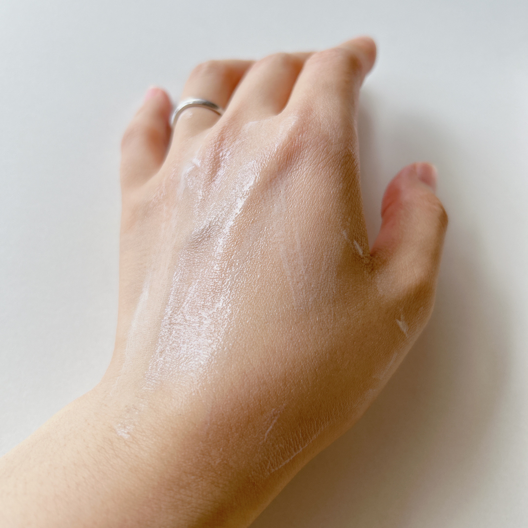 カラミー カラミンノーセバムジェル/Calamee/フェイスクリームを使ったクチコミ（3枚目）