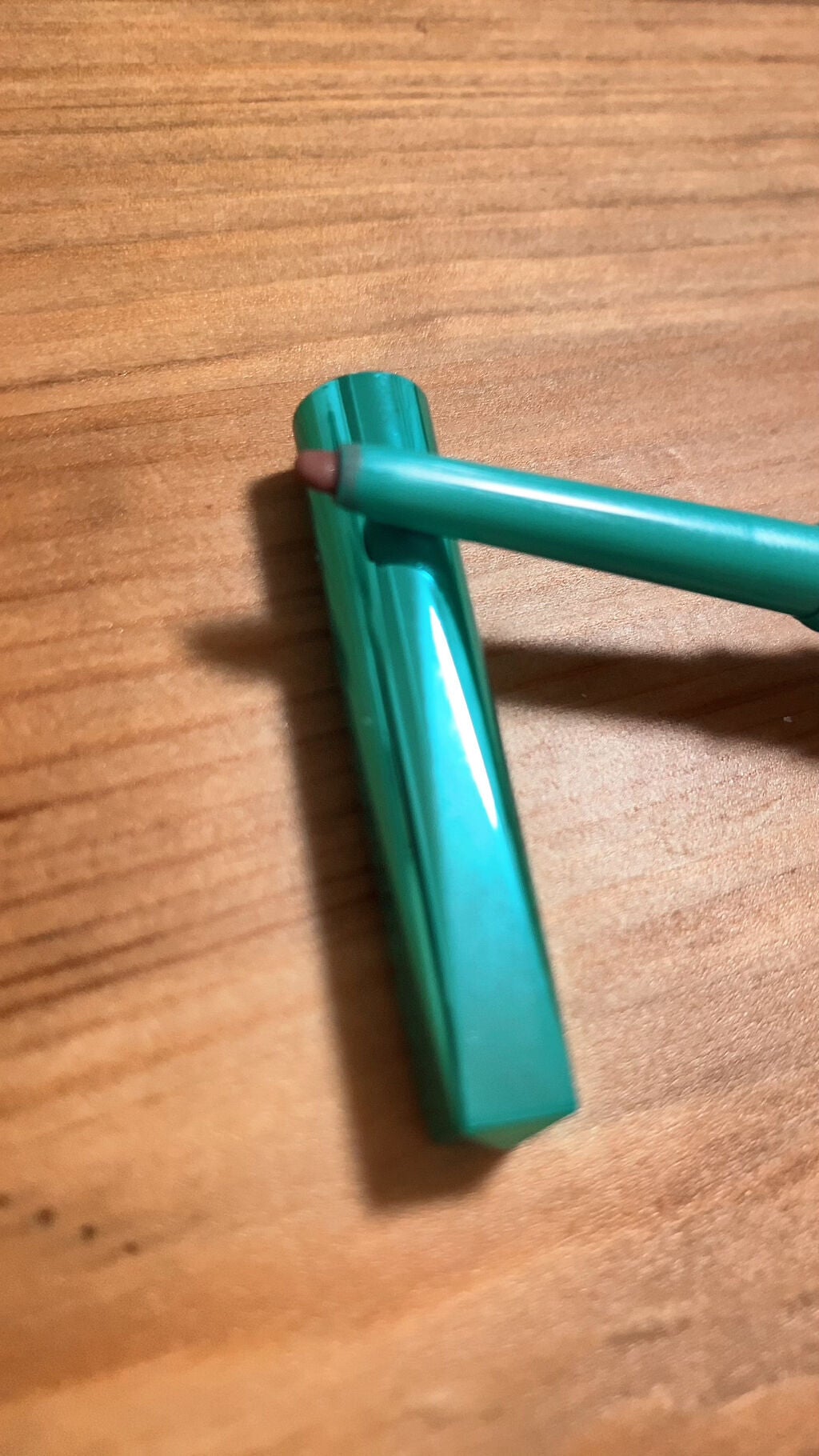 「密着アイライナー」クリームペンシル/デジャヴュ/ペンシルアイライナーを使ったクチコミ(2枚目)