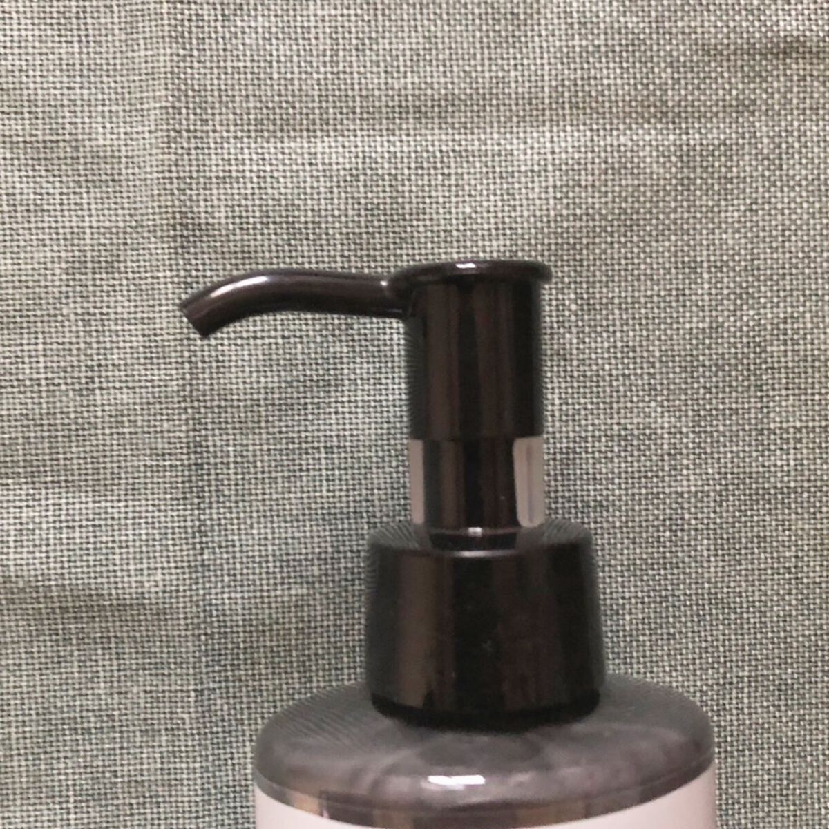 ダヴ 吸着毛穴ケア 洗顔ジェル/ダヴ/その他洗顔料を使ったクチコミ（3枚目）