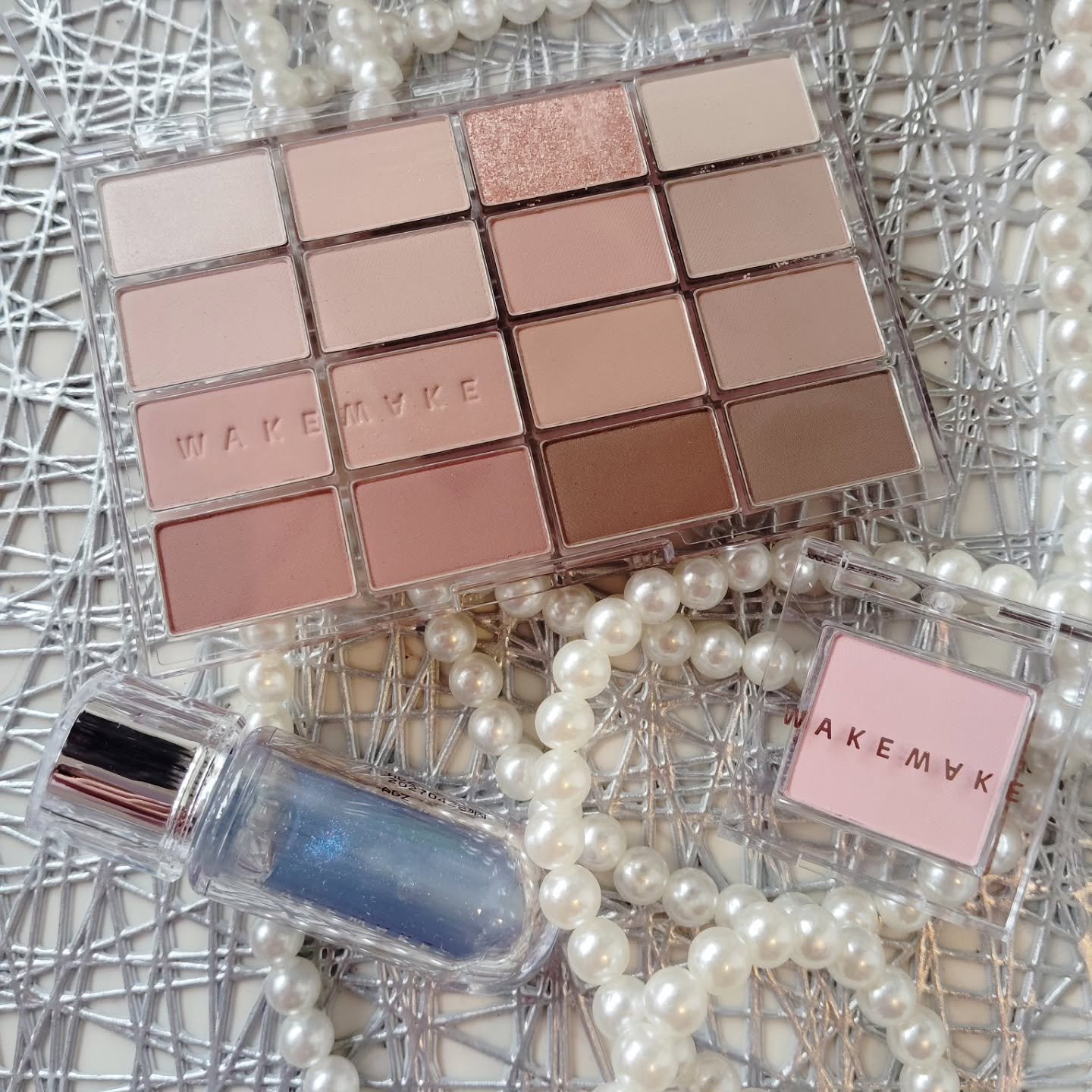 ソフトブラーリングアイパレット/wakemake/アイシャドウパレットを使ったクチコミ（1枚目）