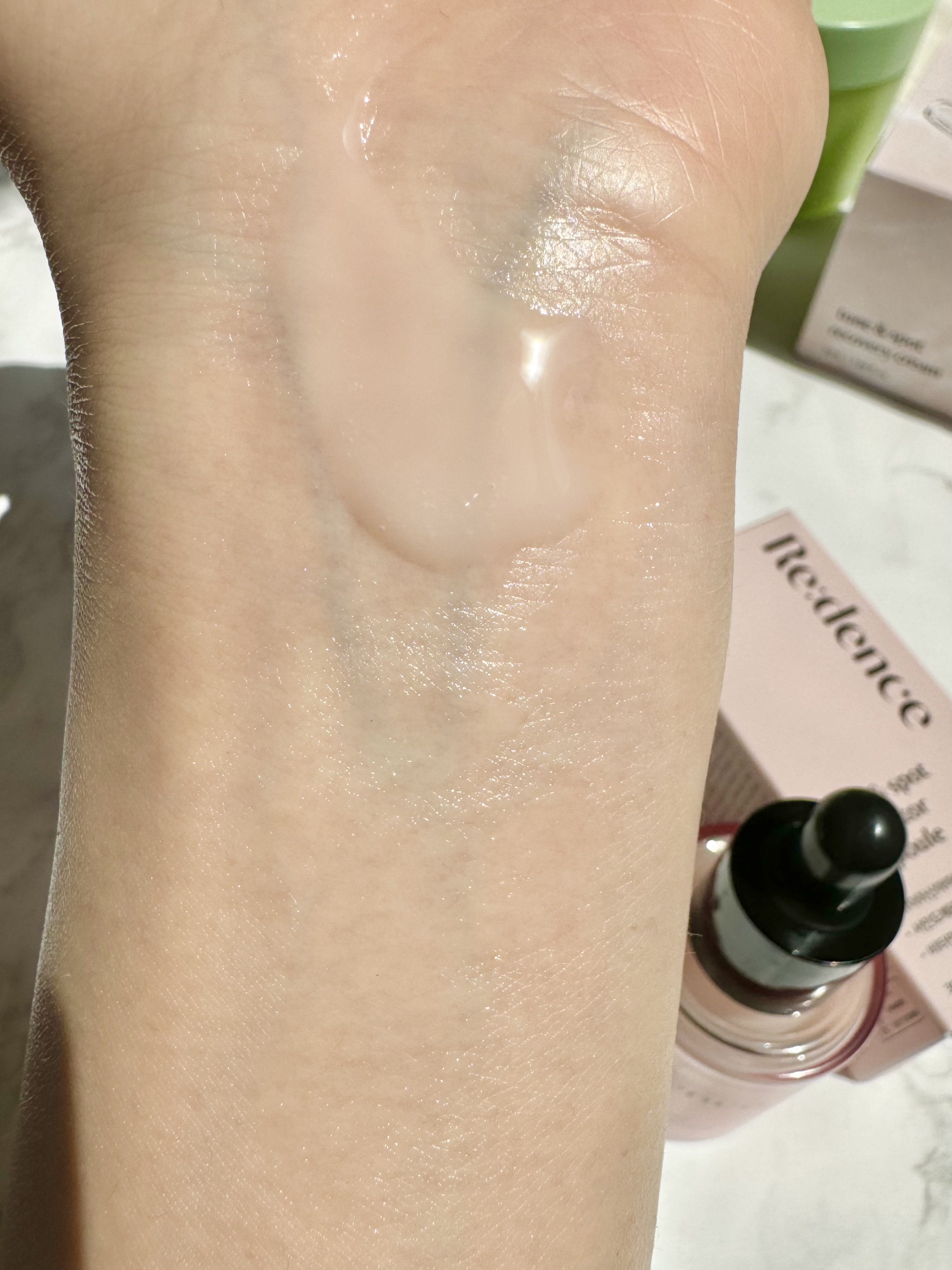 リデンス チェリートーン＆スポットリカバリークリーム/redence/フェイスクリームを使ったクチコミ（3枚目）