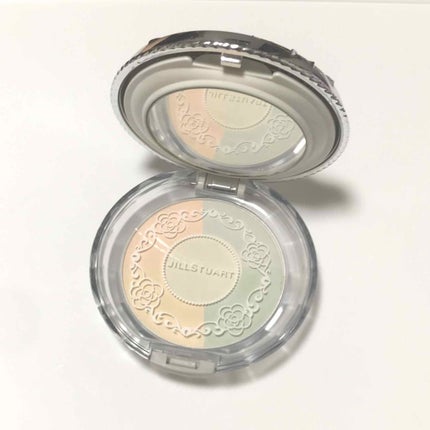クリスタルルーセント フェイスパウダー/JILL STUART/プレストパウダーを使ったクチコミ(2枚目)