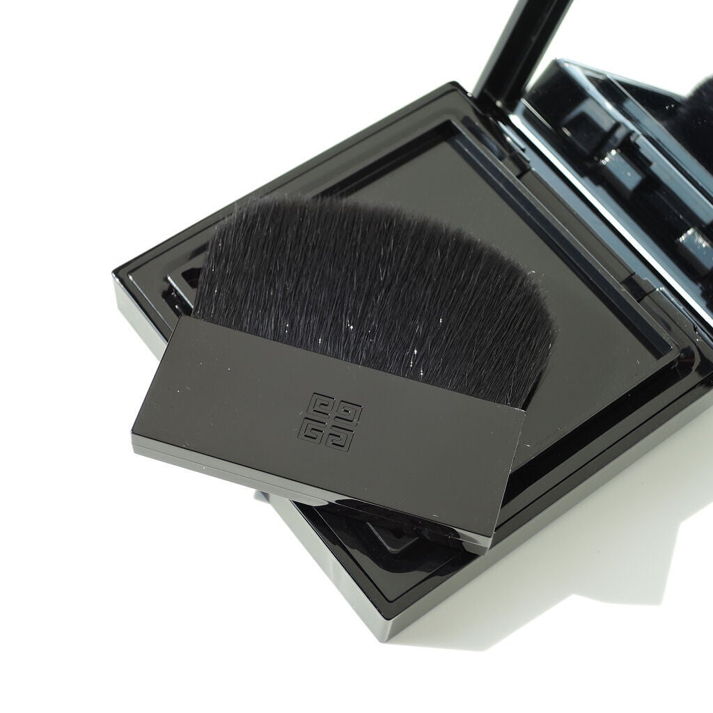 ããªãºã ã»ãªãŒãã«/GIVENCHY/ã«ãŒã¹ããŠããŒã䜿ã£ãã¯ãã³ãïŒ3æç®ïŒ