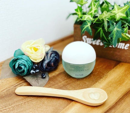 エリクシール ルフレ バランシング みずクリーム/エリクシール/フェイスクリームを使ったクチコミ(2枚目)