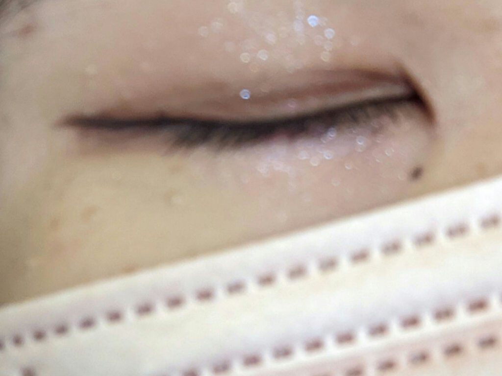 レトロマグネティック アイシャドウパレット/FlowerKnows/アイシャドウパレットを使ったクチコミ（2枚目）