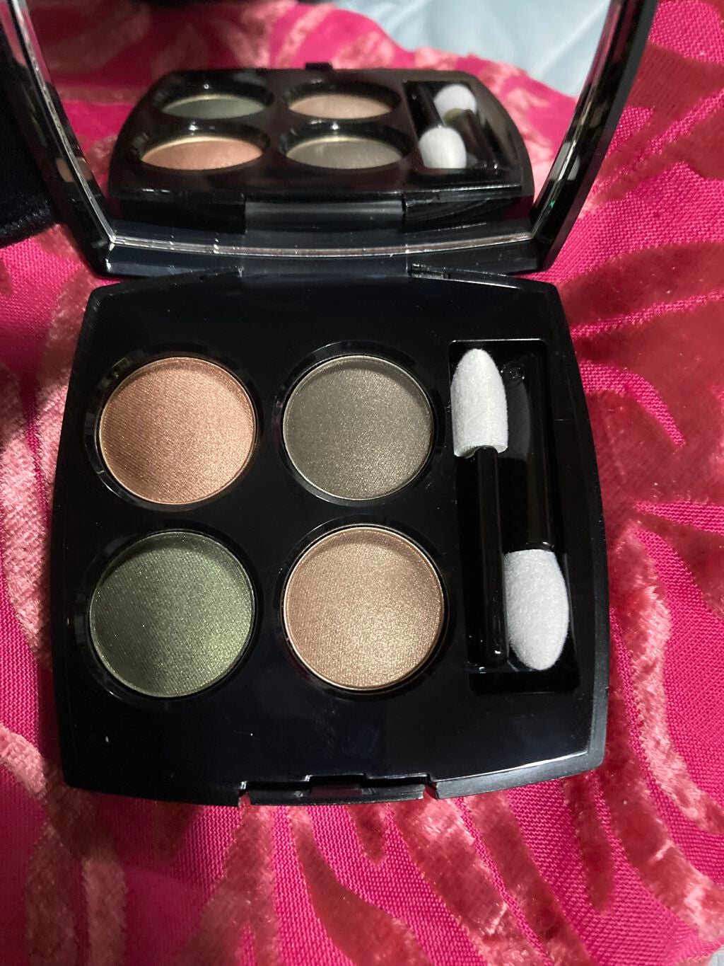 レ キャトル オンブル/CHANEL/アイシャドウパレットを使ったクチコミ(1枚目)