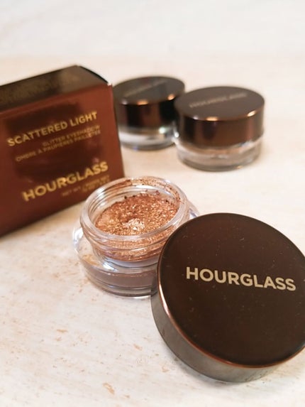 HOURGLASS  Scattered Light Glitter Eyeshadow/HOURGLASS/ジェル・クリームアイシャドウを使ったクチコミ(1枚目)