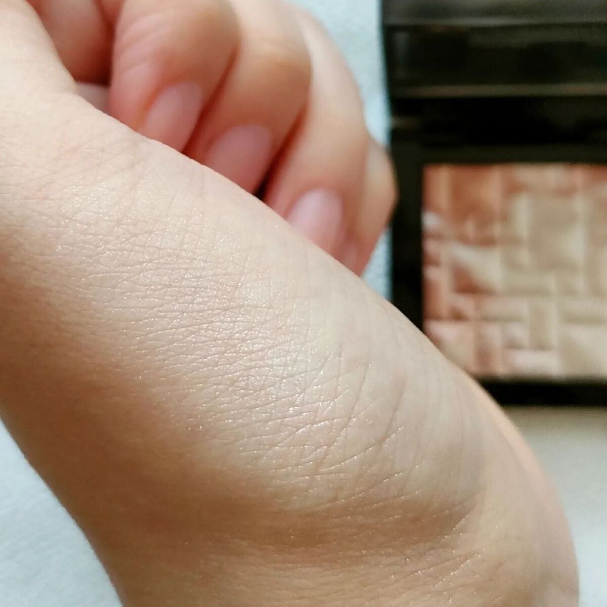 ハイライティング パウダー/BOBBI BROWN/パウダーハイライトを使ったクチコミ(3枚目)