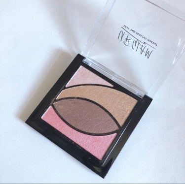 UR GLAM　VELVET EYE COLOR PALETTE/U R GLAM/アイシャドウパレットを使ったクチコミ（1枚目）