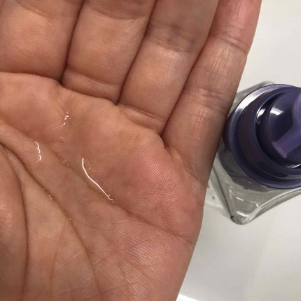 スティーブンノル ニューヨーク モイスチュア ダメージケア オイルのクチコミ「●ボトルデザインは?
このオイル、私的に、
超超超気に入った点が、
ガラス製のボトルに見えて.....」(2枚目)
