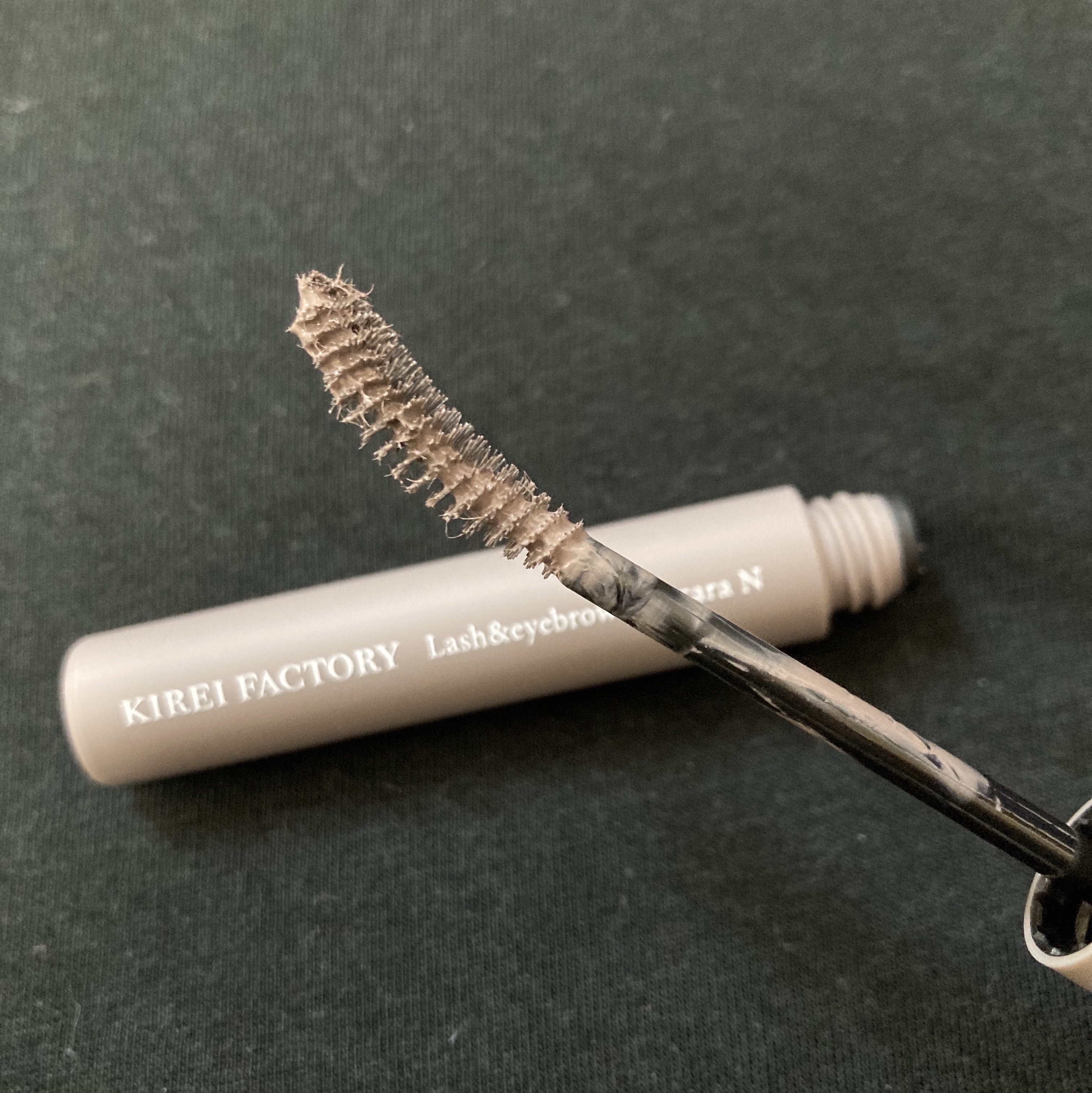 ラッシュ&アイブロウマスカラ 10 ベビーグレー/KIREI FACTORY/マスカラを使ったクチコミ（3枚目）