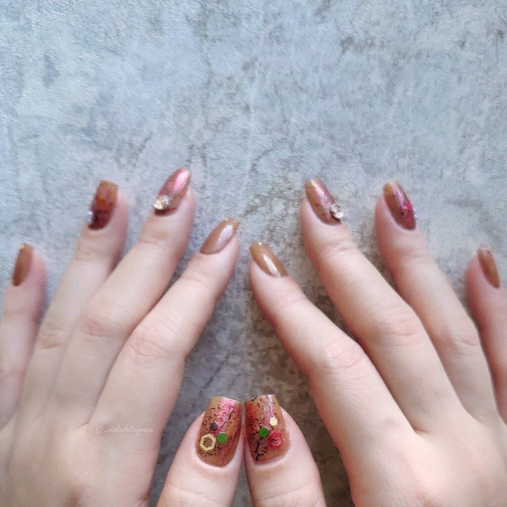 四季彩まといネイル/kyo・miori/マニキュアを使ったクチコミ(4枚目)