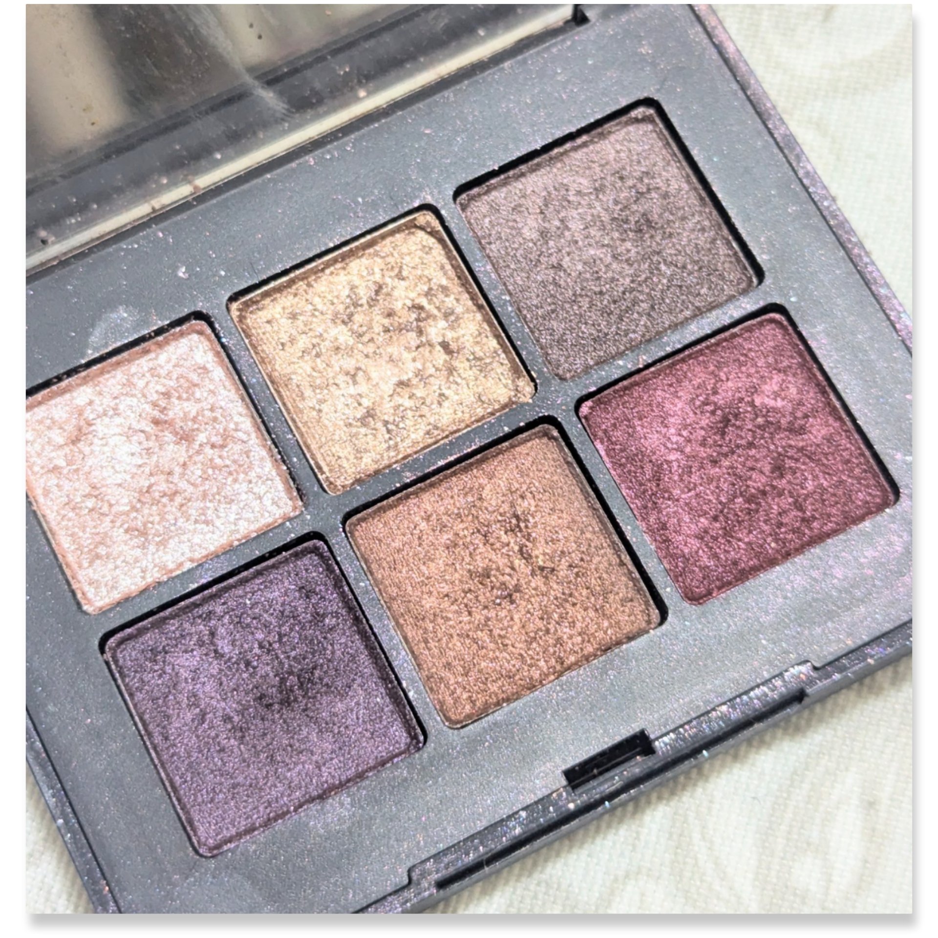 ヴォワヤジュールアイシャドウパレット/NARS/アイシャドウパレットを使ったクチコミ（3枚目）