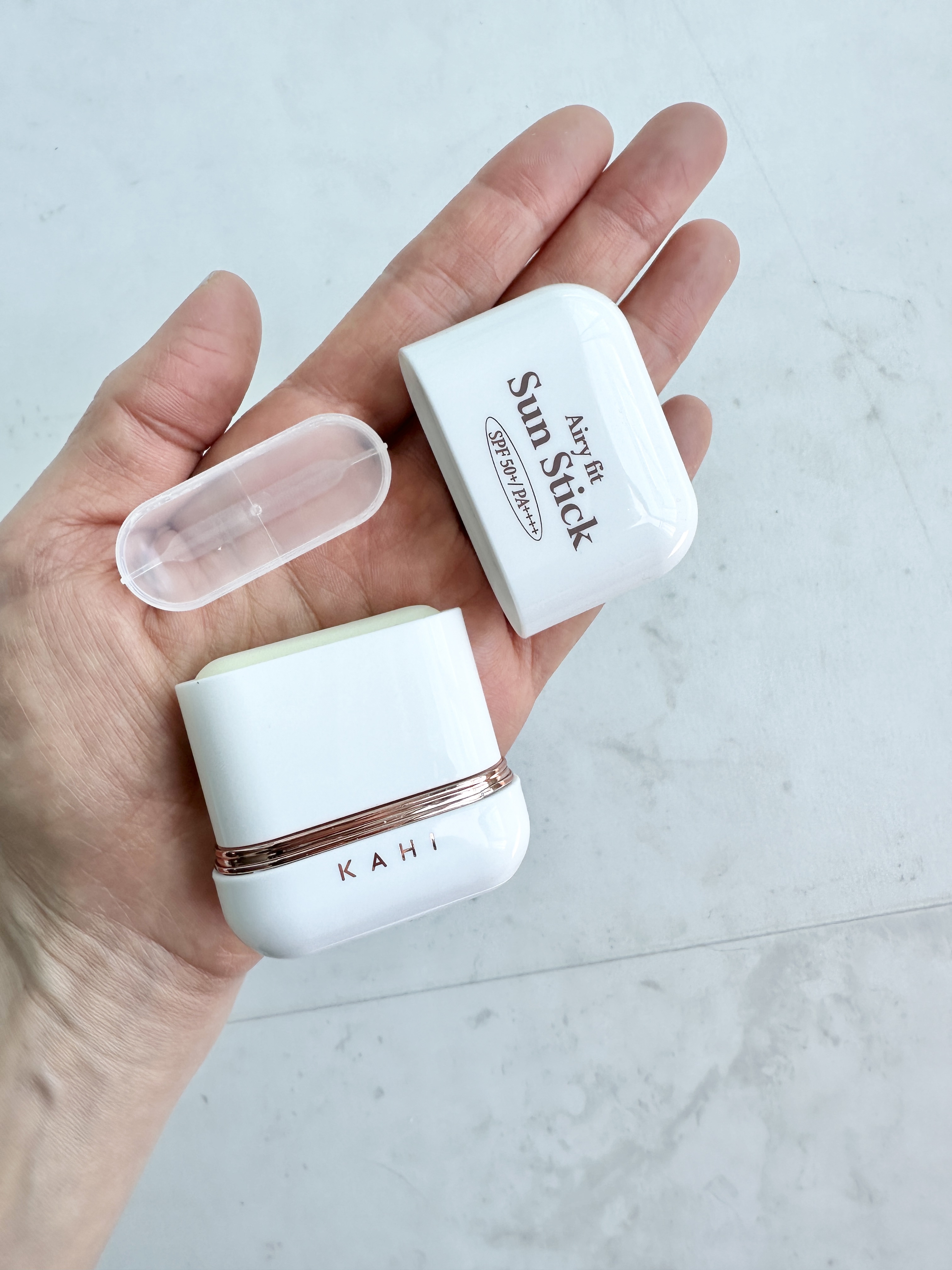 エアリーフィットサンスティック/KAHI/日焼け止めスティックを使ったクチコミ（1枚目）
