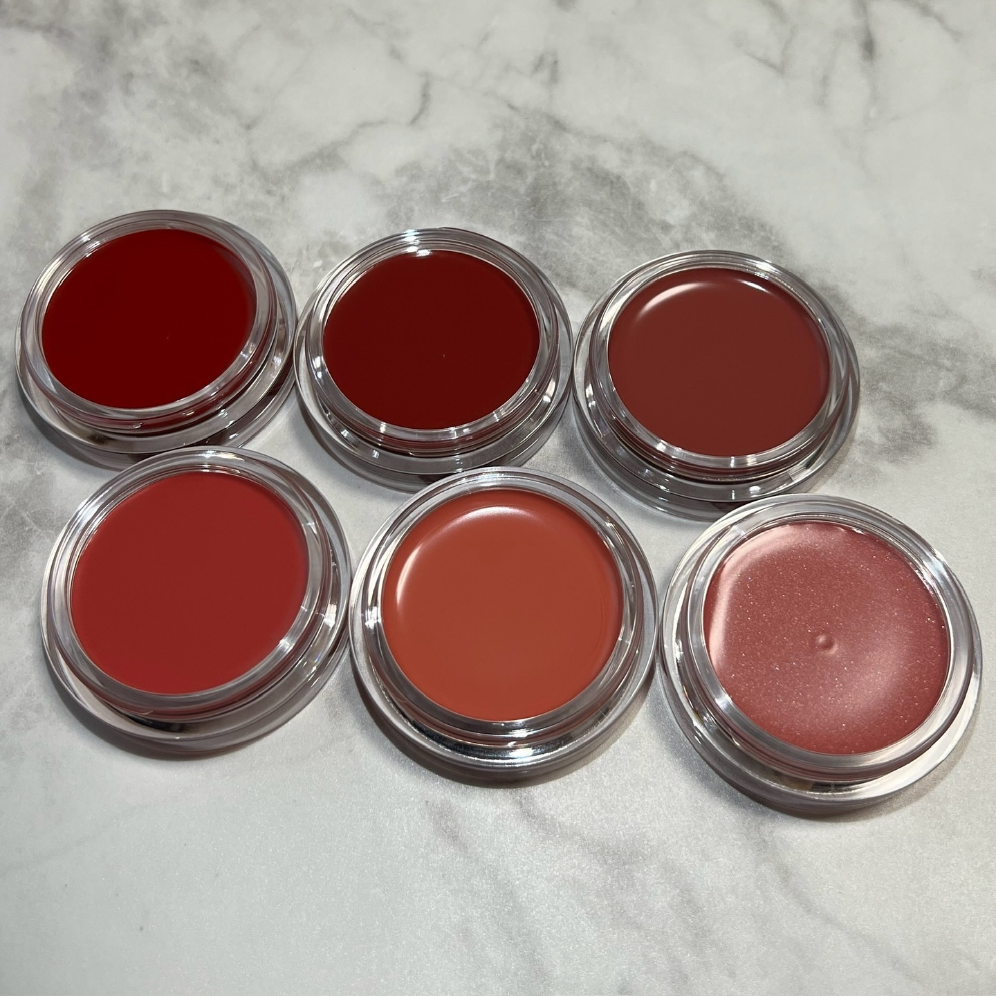 オールマイシングス トゥルービューティー リップバームトゥチーク 02 クランベリー(Cranberry)/all my things/リップバームを使ったクチコミ（3枚目）