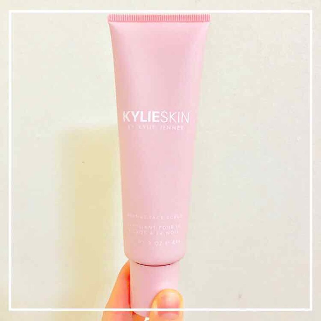 ろー on LIPS 「WaluntFaceScrubKYLIESKINbyKylie..」(1枚目)