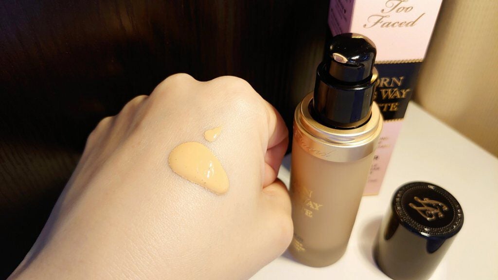 ボーン ディス ウェイ アンディテクタブル 24H マット ファンデーション/Too Faced/リキッドファンデーションを使ったクチコミ(2枚目)