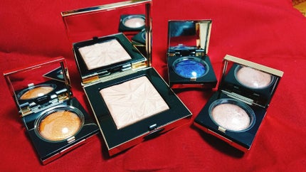 リュクス イルミネイティング パウダー/BOBBI BROWN/パウダーハイライトを使ったクチコミ(1枚目)