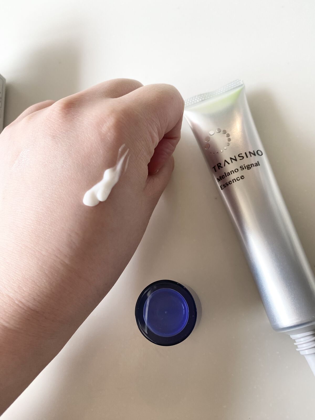 薬用メラノシグナルエッセンス/トランシーノ/美容液を使ったクチコミ（3枚目）