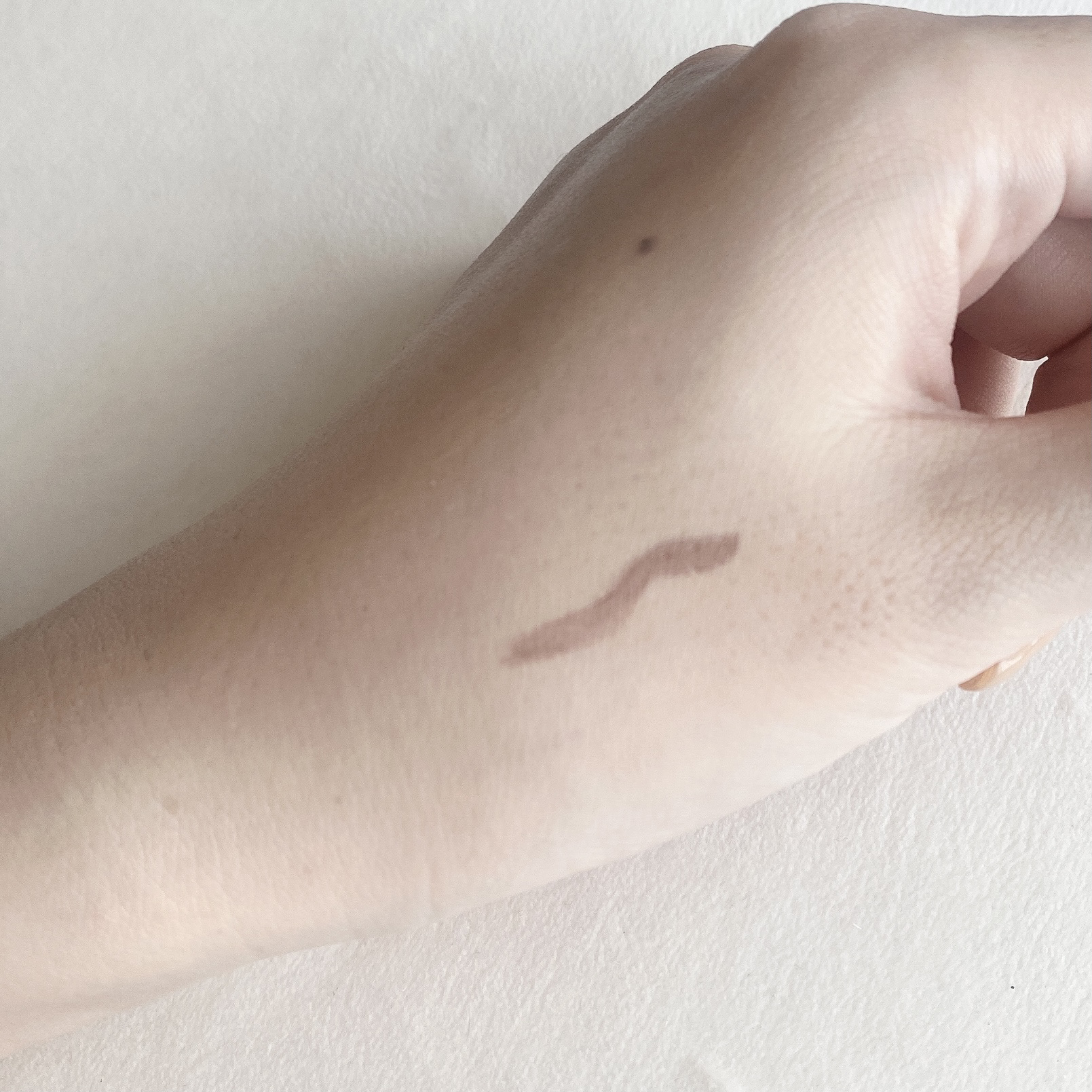 シルキーリキッドアイライナーWP シフォンブラウン Disney限定デザイン/D-UP/リキッドアイライナーを使ったクチコミ（2枚目）