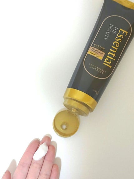 THE BEAUTY 髪のキメ美容プレミアムトリートメント<モイストリペアプレミアム>/エッセンシャル/洗い流すヘアトリートメントを使ったクチコミ(2枚目)