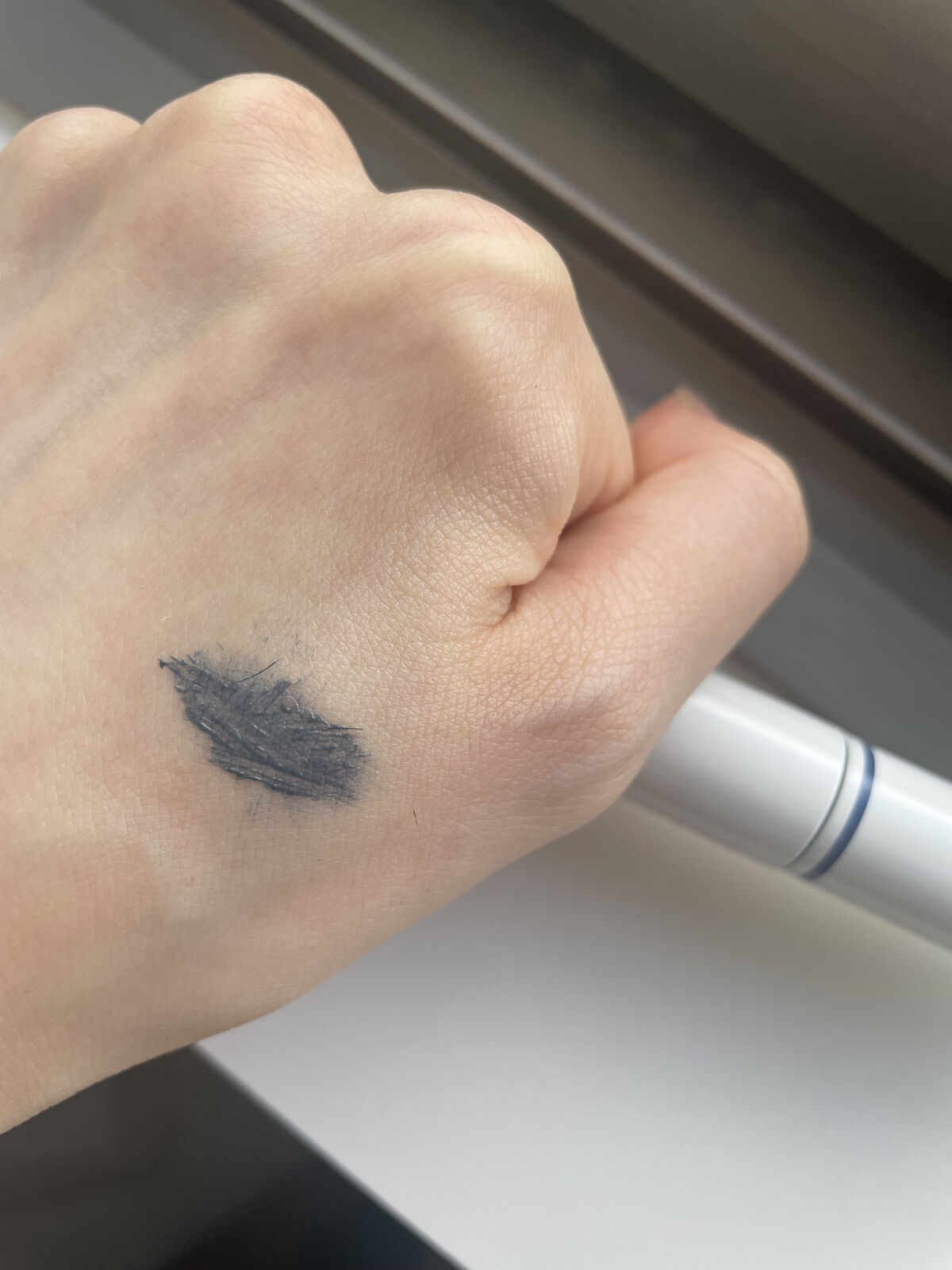 ニューアンビエンスカラーマスカラ G003アンディファインド/hince/マスカラを使ったクチコミ（2枚目）