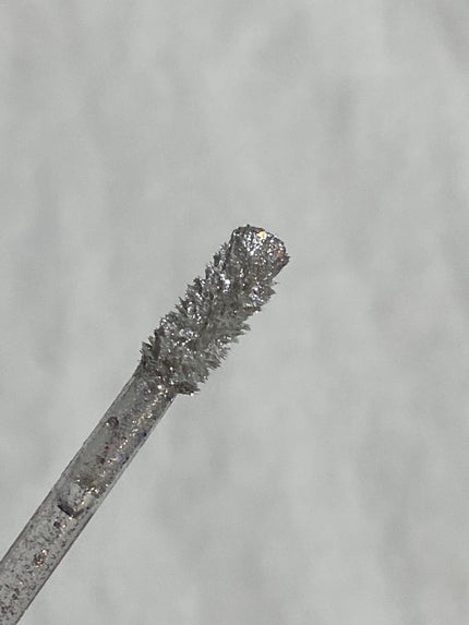 グリッターリキッドアイシャドウ G03 シャンパーニュスパークル/aZTK/リキッドアイシャドウを使ったクチコミ(2枚目)