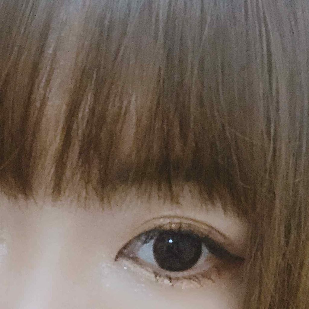 グリッタープリズム シャドウ/MISSHA/グリッターを使ったクチコミ(2枚目)