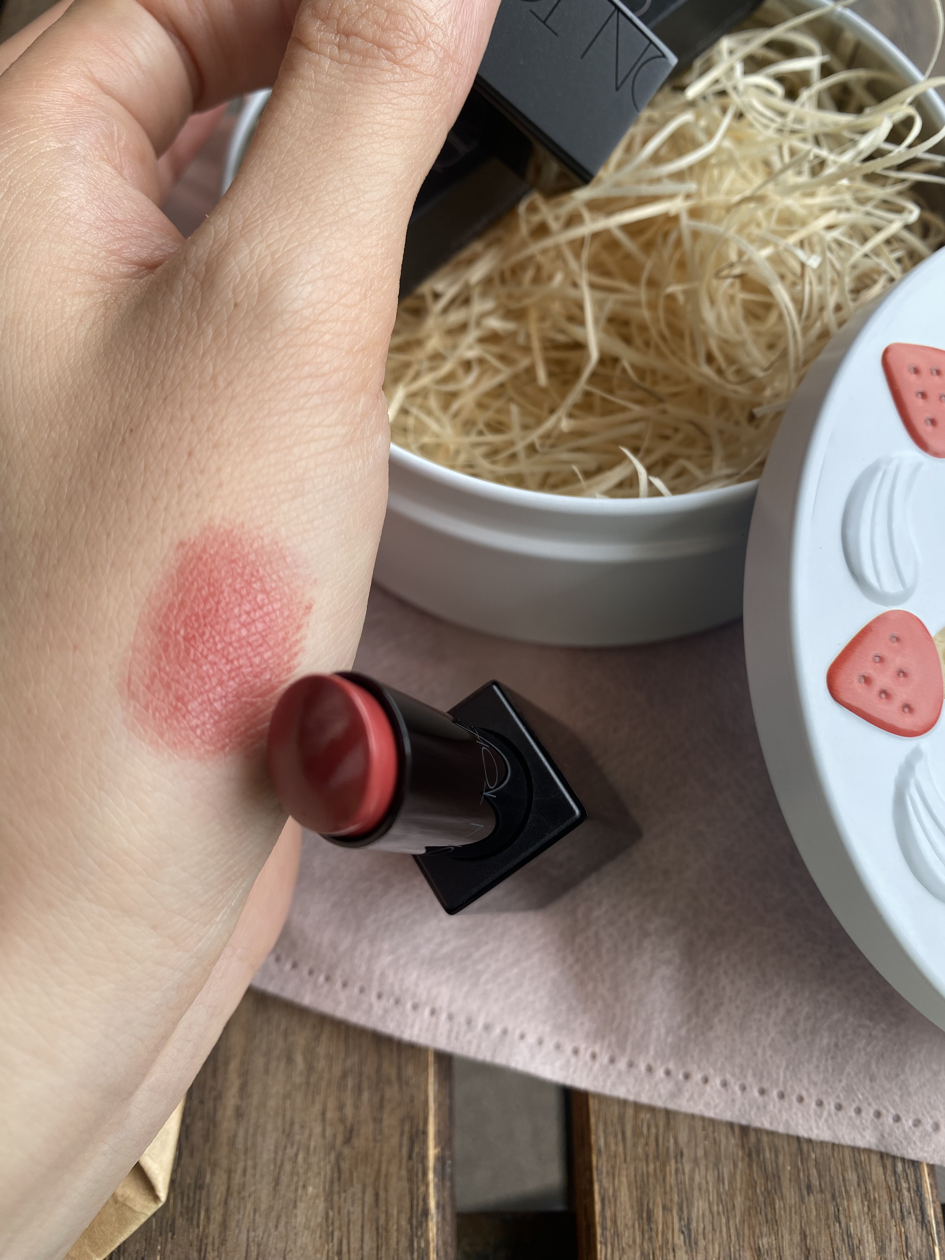 アディクション ザ リップスティック エクストレム シャイン/ADDICTION/口紅を使ったクチコミ（3枚目）