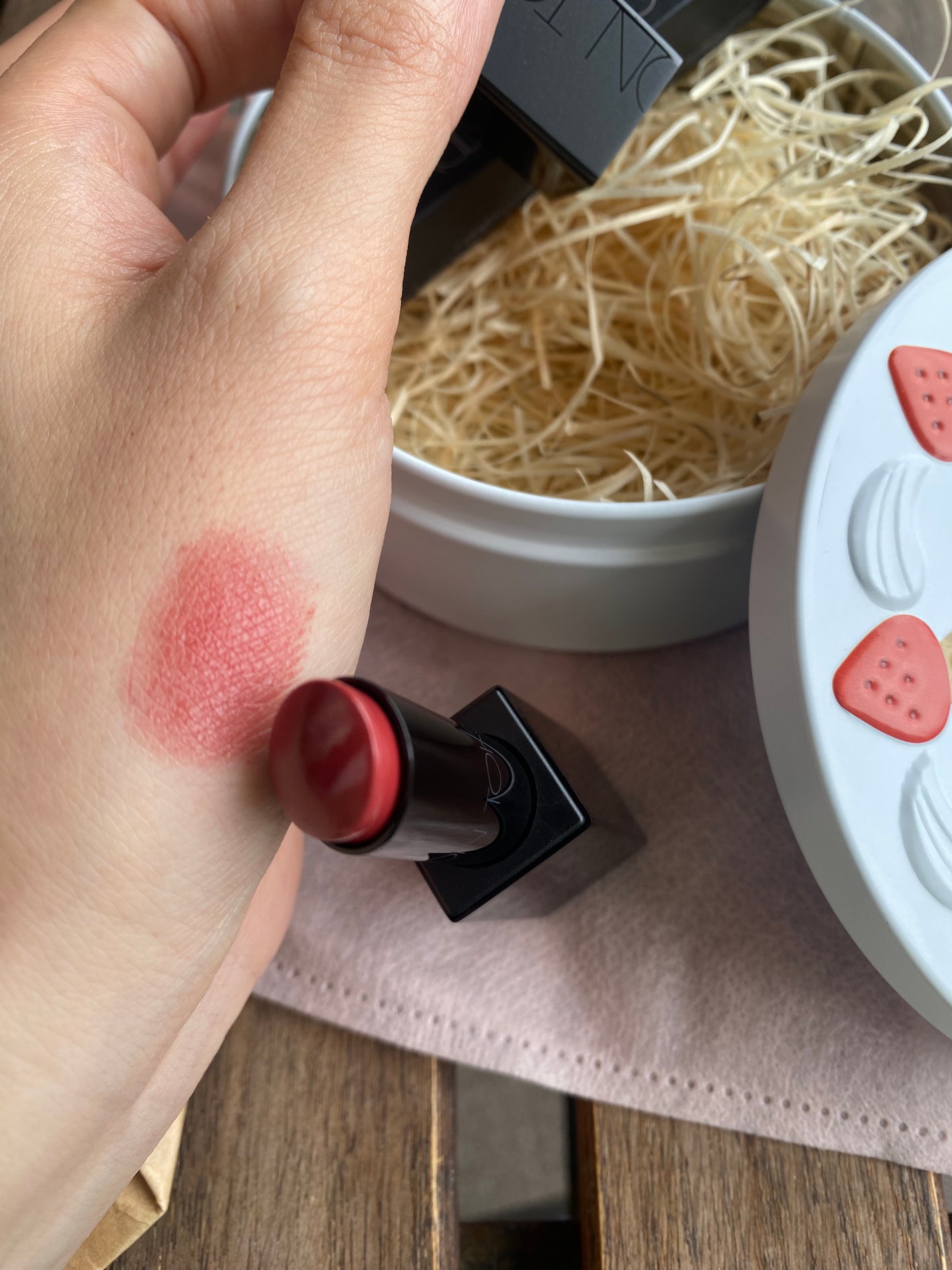 アディクション ザ リップスティック エクストレム シャイン/ADDICTION/口紅を使ったクチコミ(3枚目)