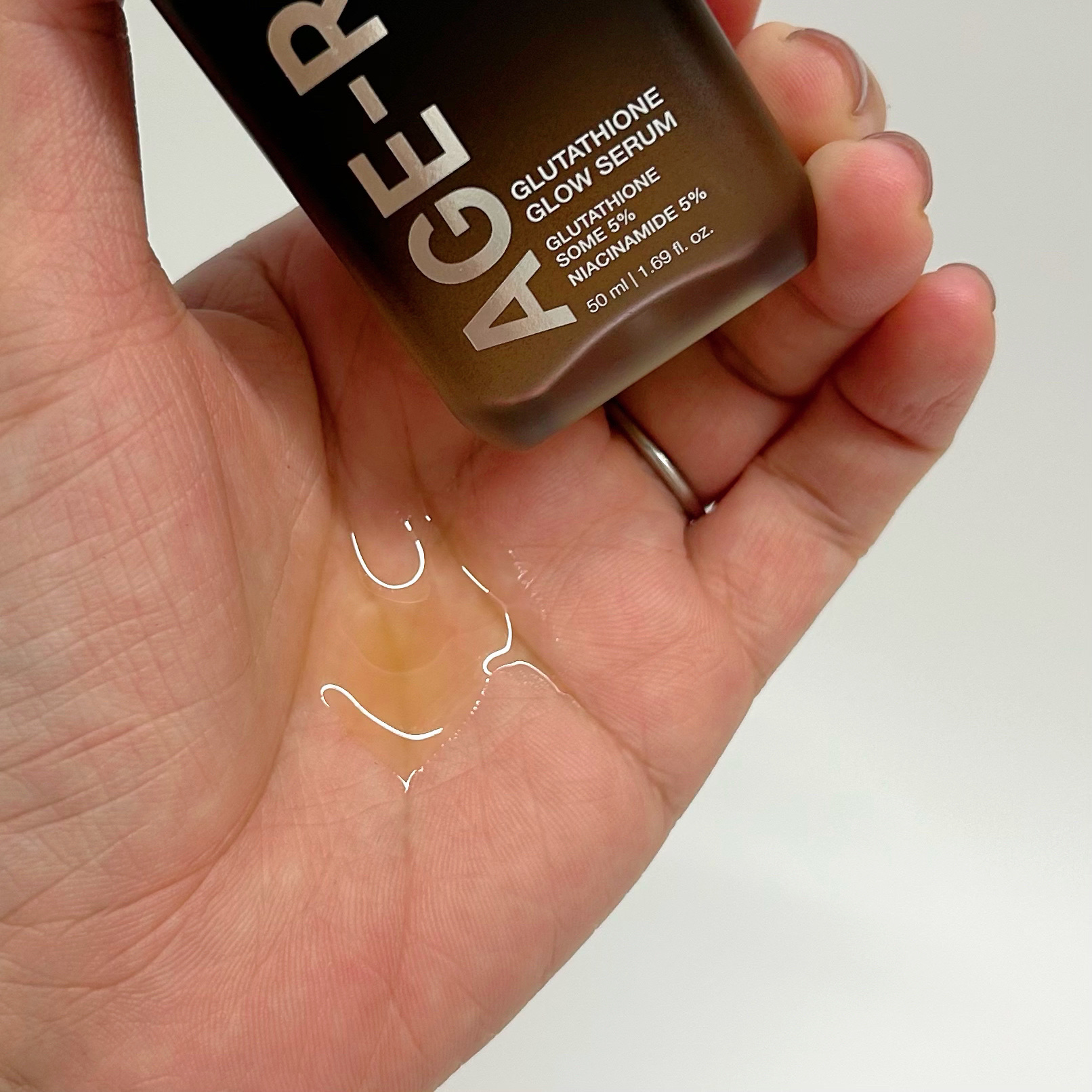 グルタチオングロウアンプル/MEDICUBE/美容液を使ったクチコミ（2枚目）