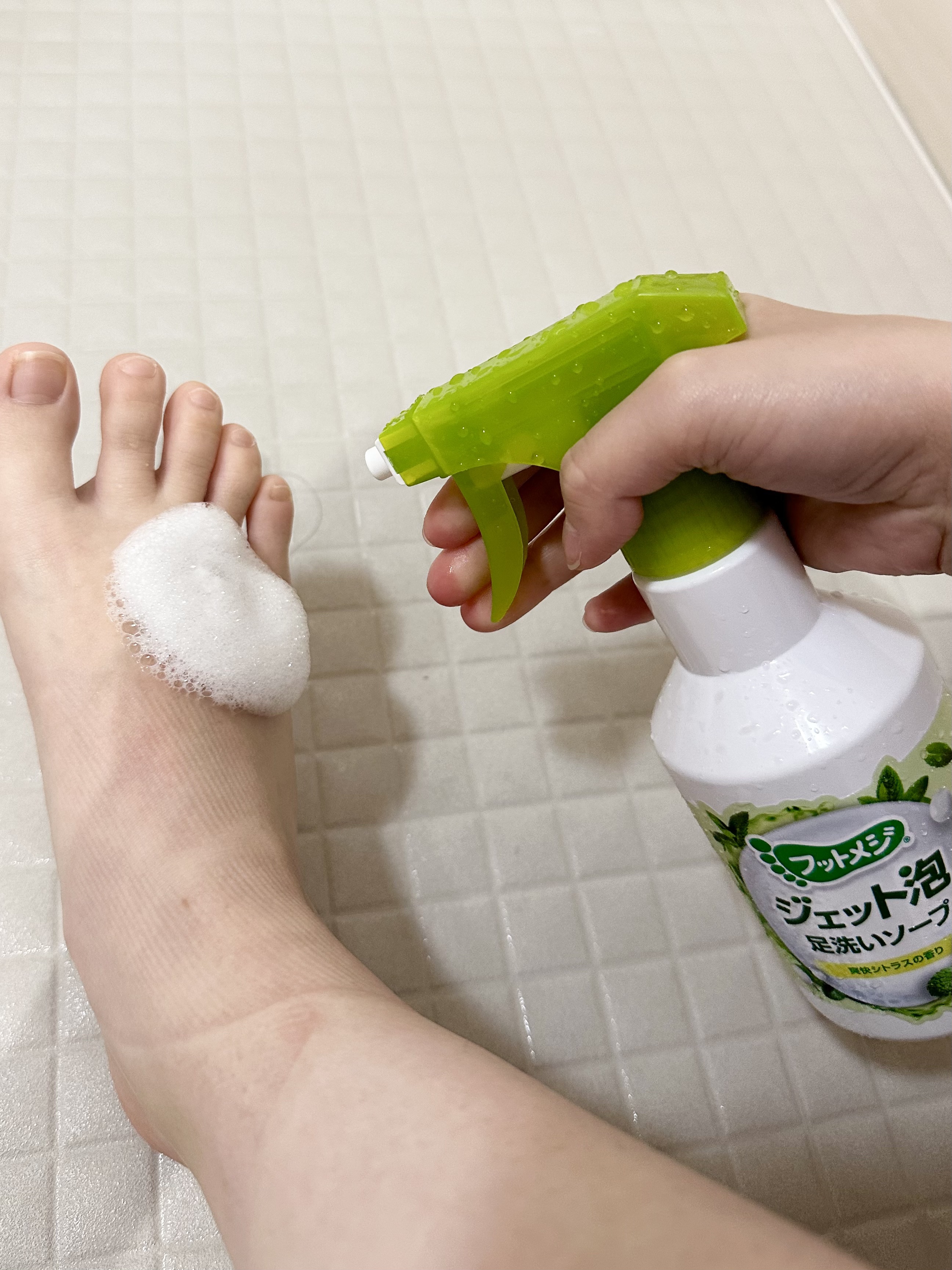 フットメジ ジェット泡 足洗いソープ/フットメジ/レッグ・フットケアを使ったクチコミ（3枚目）