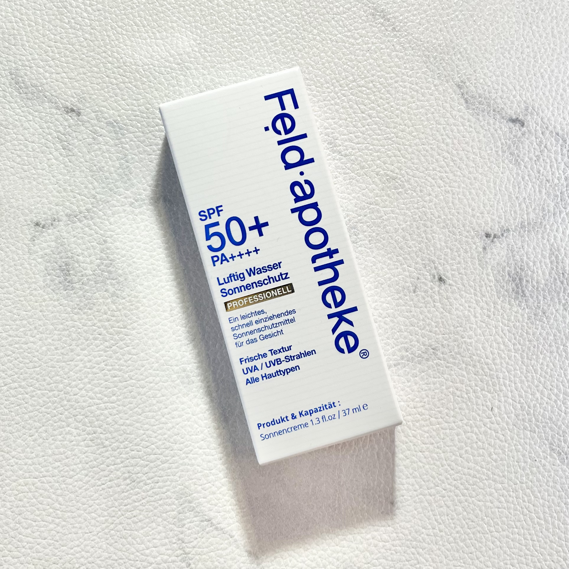 エアリーウォーターサンスクリーン プロフェッショナル/Feld Apotheke/日焼け止めローションを使ったクチコミ（2枚目）