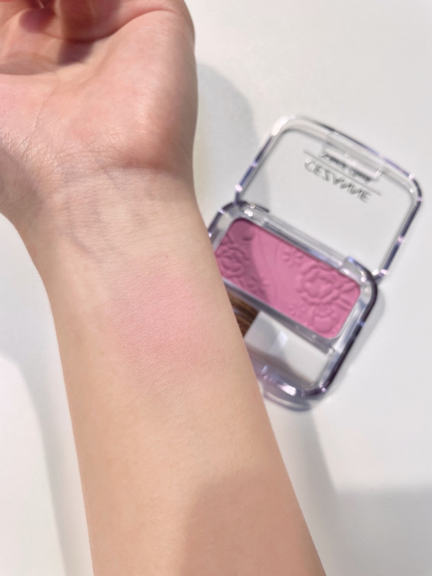 ナチュラル チークN/CEZANNE/パウダーチークを使ったクチコミ(4枚目)