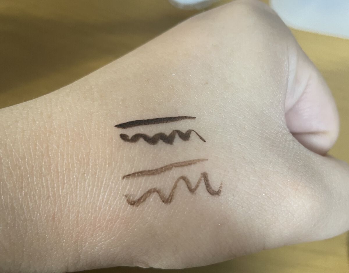 ライナーリキッドアンタンス 2/クレ・ド・ポー ボーテ/リキッドアイライナーを使ったクチコミ（2枚目）